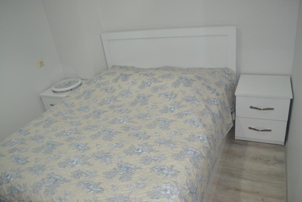 Apartment Mzika Batumi Exterior foto